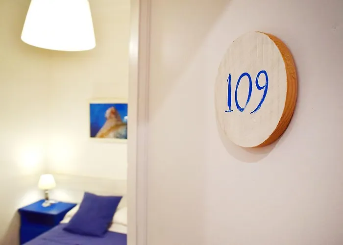 Hostel Blue *